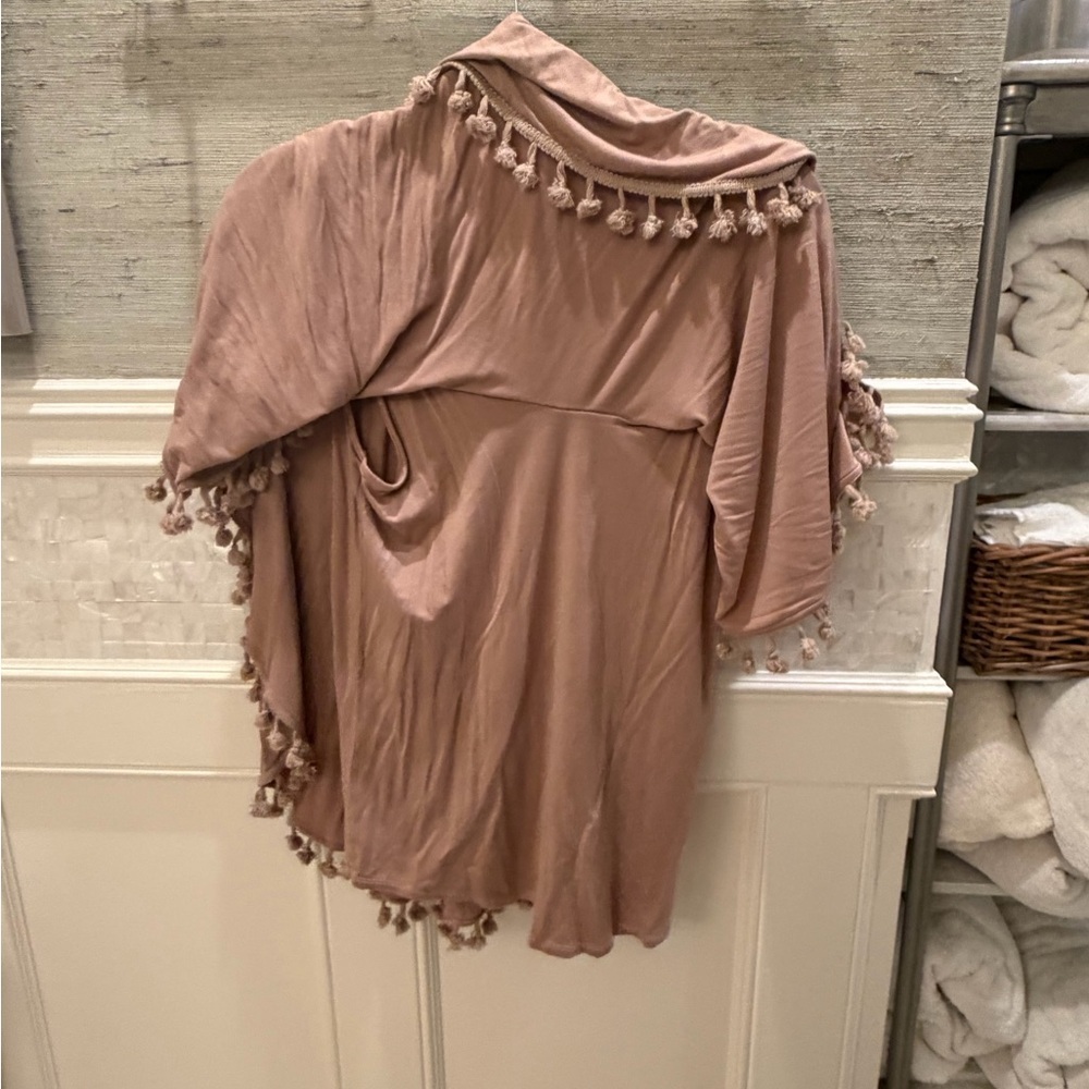 Small fits medium Anthropologie Eri + Ali Tasseled dolman Poncho Top beige - Picture 8 of 11